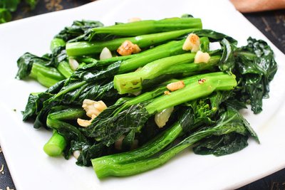 豬油渣炒菜心