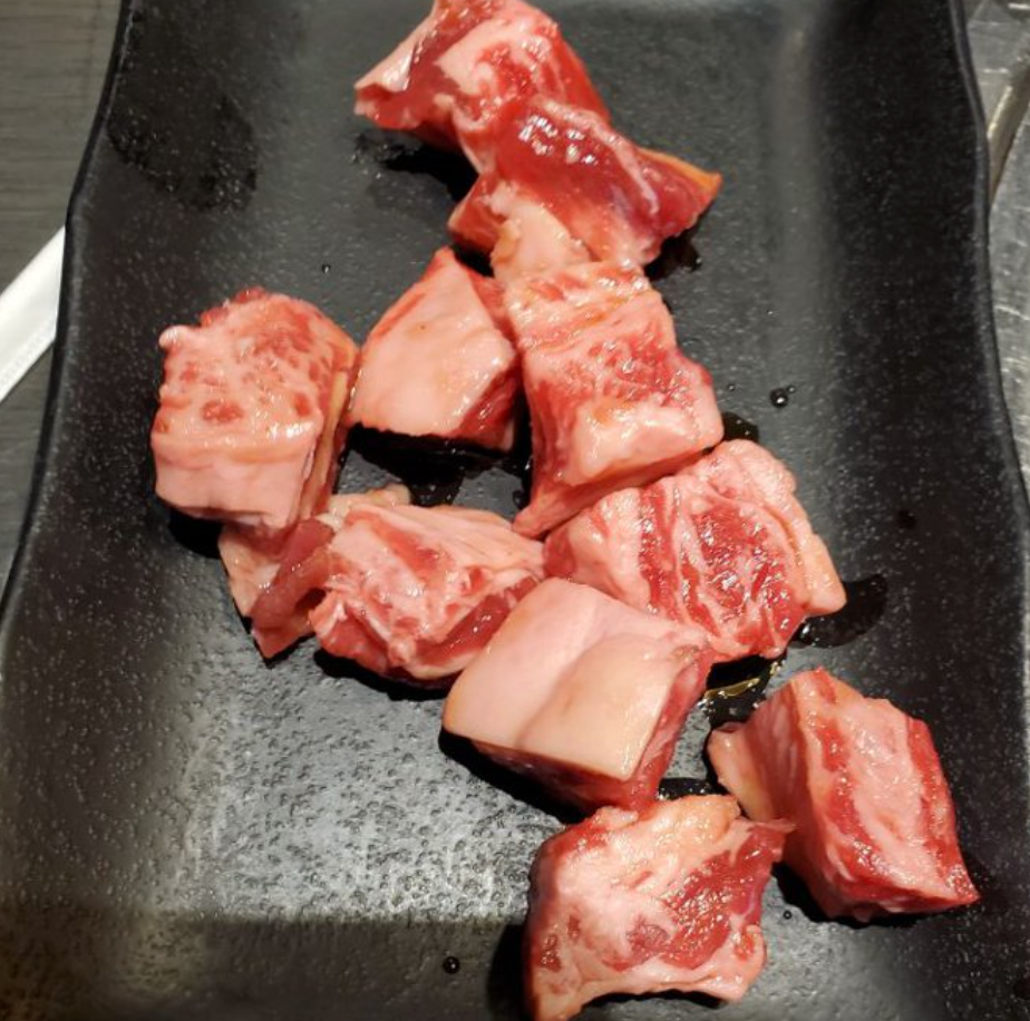 安格斯骰子牛