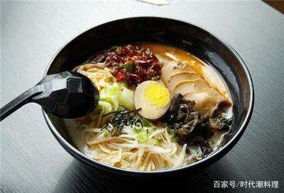 燒臘雙拼湯麵