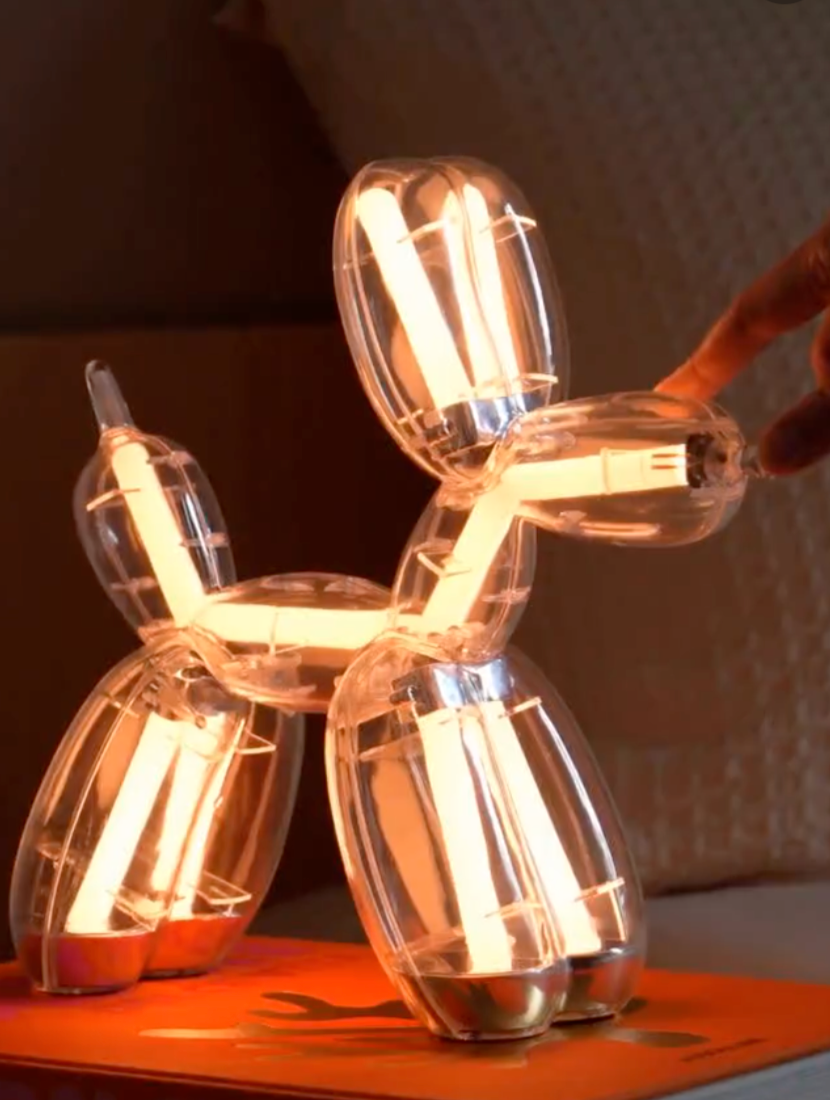Balloon Dog Lamp by Jeff Koons 品牌設計師 氣球小狗燈飾