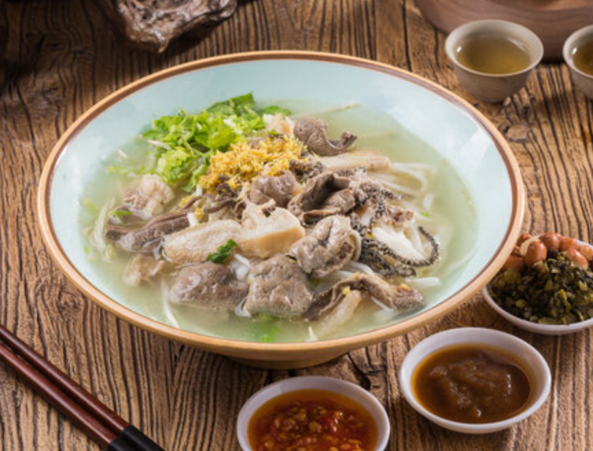 牛雜粿條湯