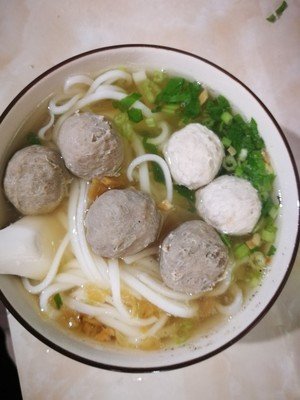 雙丸湯麵(墨魚丸,魚蛋)