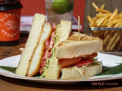 酥炸吉列魚柳三文治