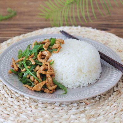 涼瓜牛肉飯
