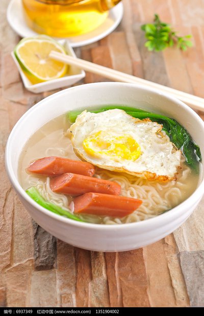 腸仔蛋湯麵