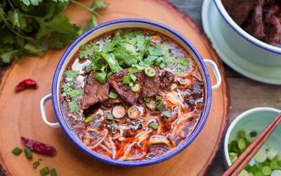 沙嗲牛肉湯出前一丁,米粉
