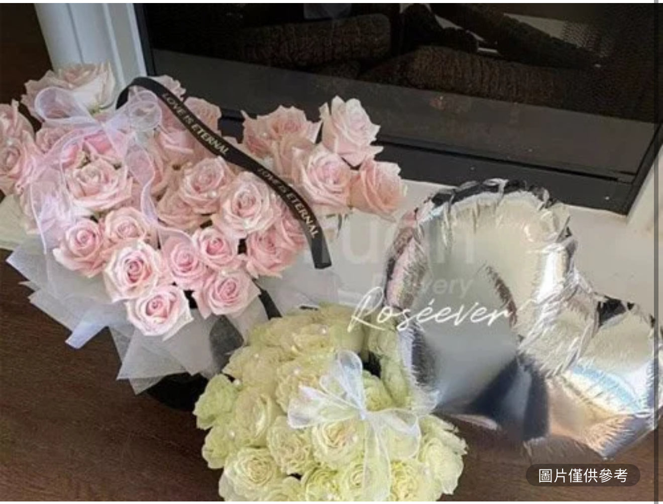 白玫瑰抱抱桶(25隻)