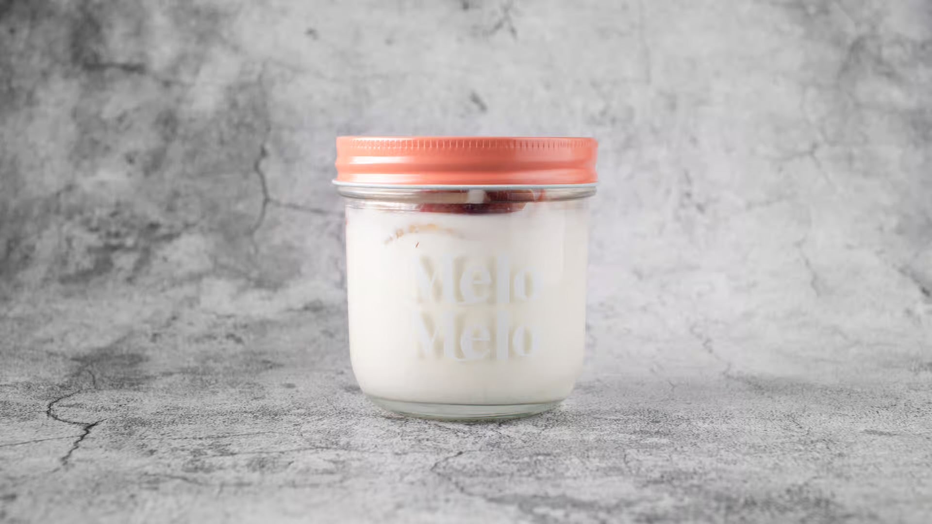 Strawberry Coconut Jelly / 草莓椰子冻
