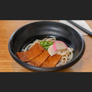 炸豆腐與魚糕烏龍麵