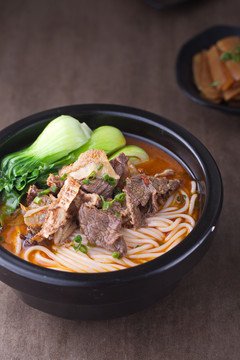 牛腩,牛雜煎米粉