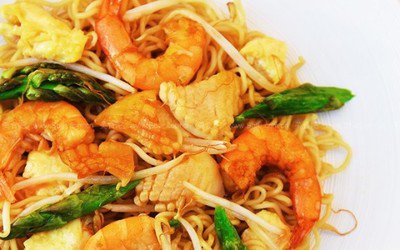 牛仔肉,大蝦,帶子野菌燴尖通粉